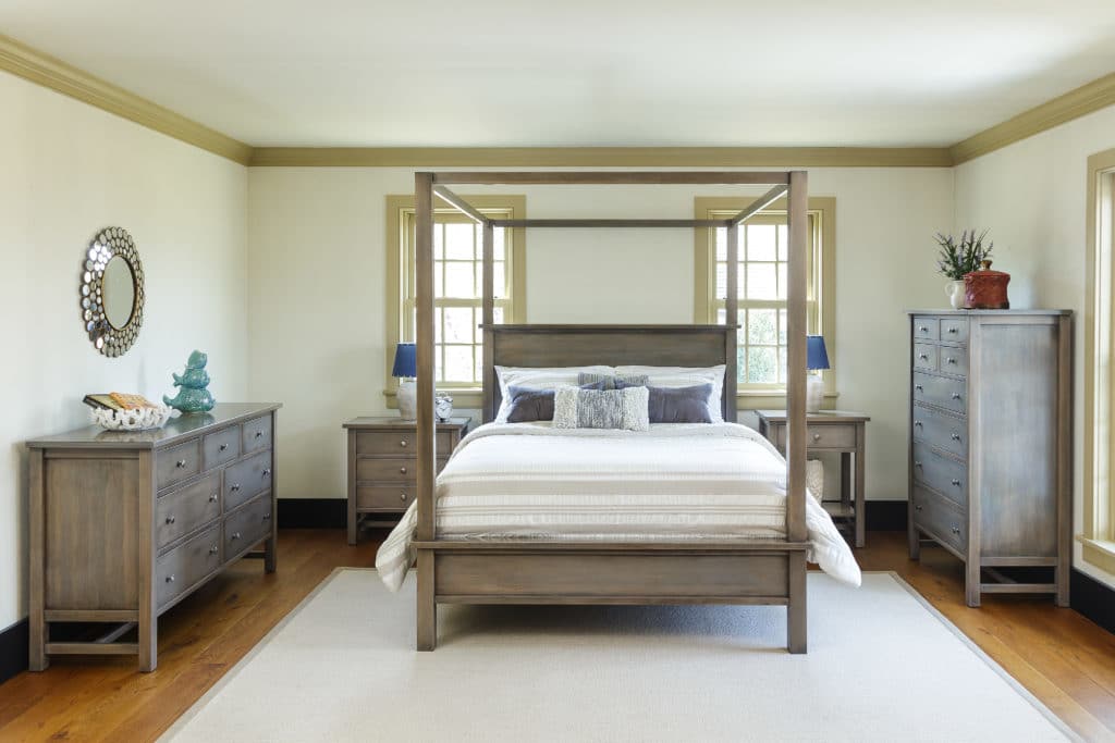 Brunswick Canopy Bed
