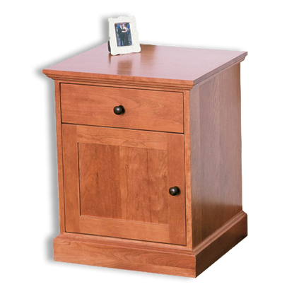 Vermont Traditions Nightstand with Door