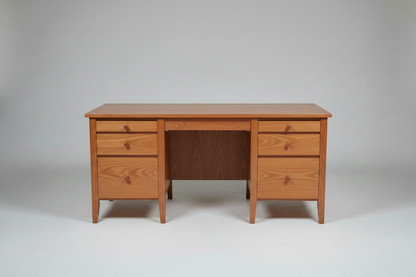 Executive Desk in Cherry Wood
