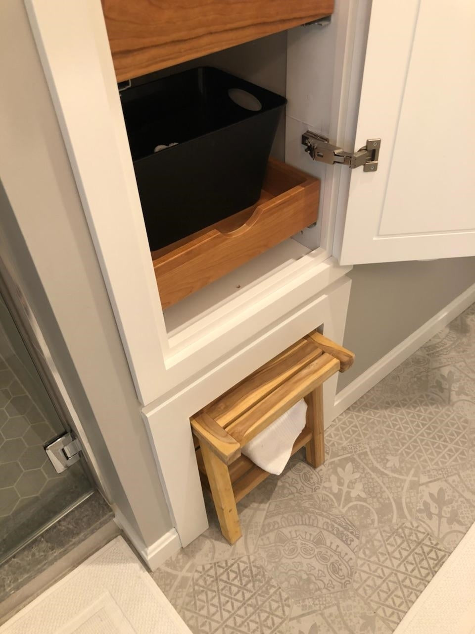 Custom Bath Cabinets