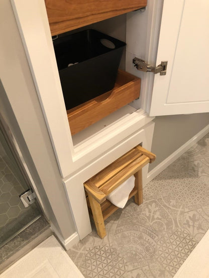 Custom Bath Cabinets