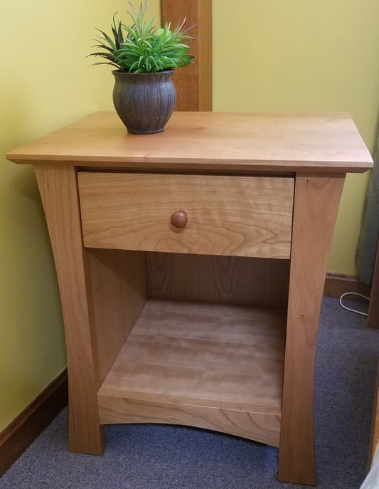 Granby Large Night Stand w/one Drawer